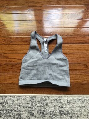 Ribbed V-Neck Racerback Crop Bralette - Gray